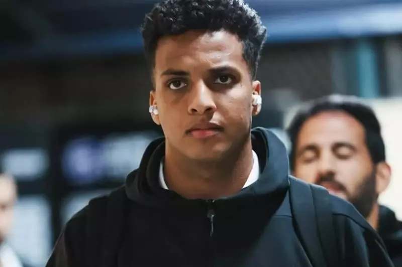 "يخلق من الشبه أربعين".. رودريجو من مدريد إلى الجونة 